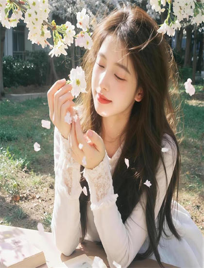 亚洲欧美校区综合在线_春闺梦里人电视剧完整版免费观看_成年黄网站免费观看